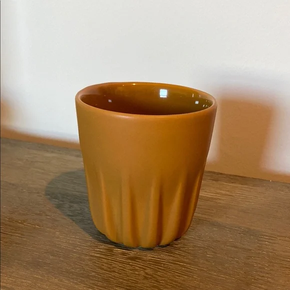 Cb2 Mug / Planter - Picture 1 of 3